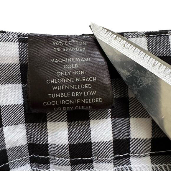 Ann Taylor Factory Ankle Pants Black White Gingham Curvy Fit Summer Pants Size 6 - Picture 10 of 12
